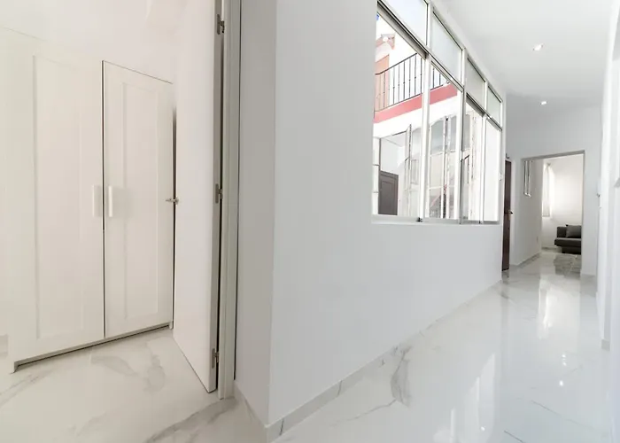 Falla - La Caleta 아파트 *